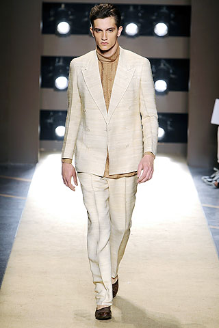 Gianfranco Ferre / - 2011